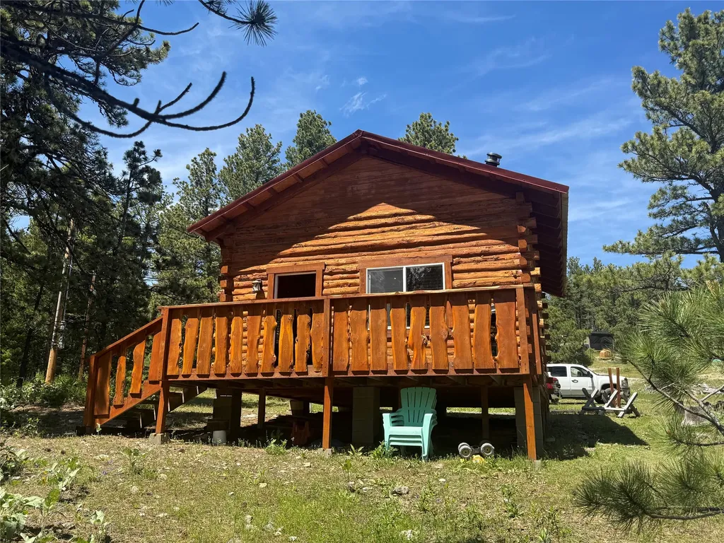 1048 Arrowood Estates Road Raynesford MT 59469