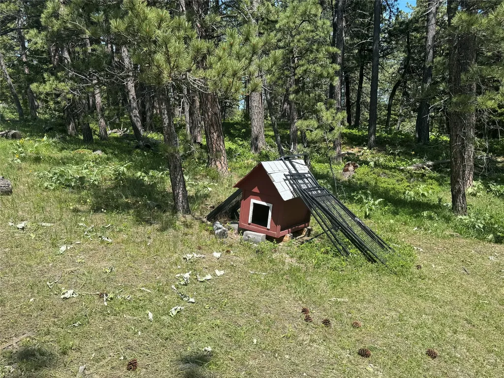 1048 Arrowood Estates Road Raynesford MT 59469