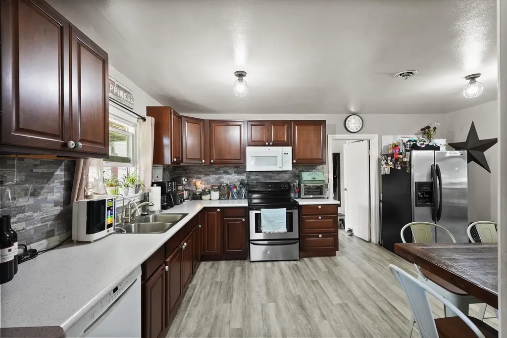 419 College Street Stevensville MT 59870