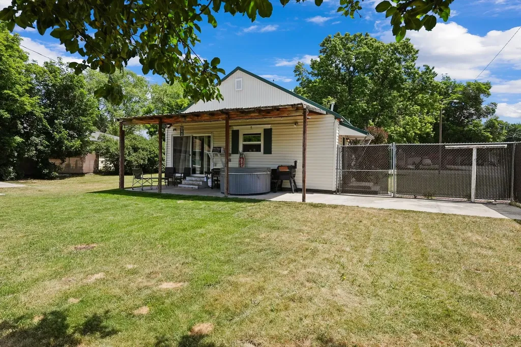 419 College Street Stevensville MT 59870