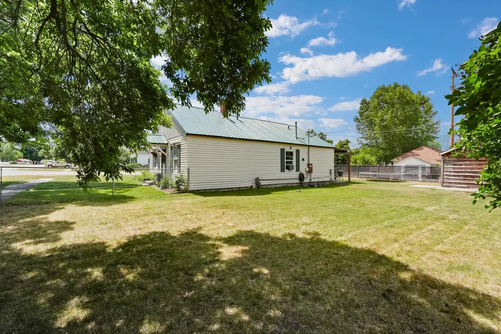 419 College Street Stevensville MT 59870