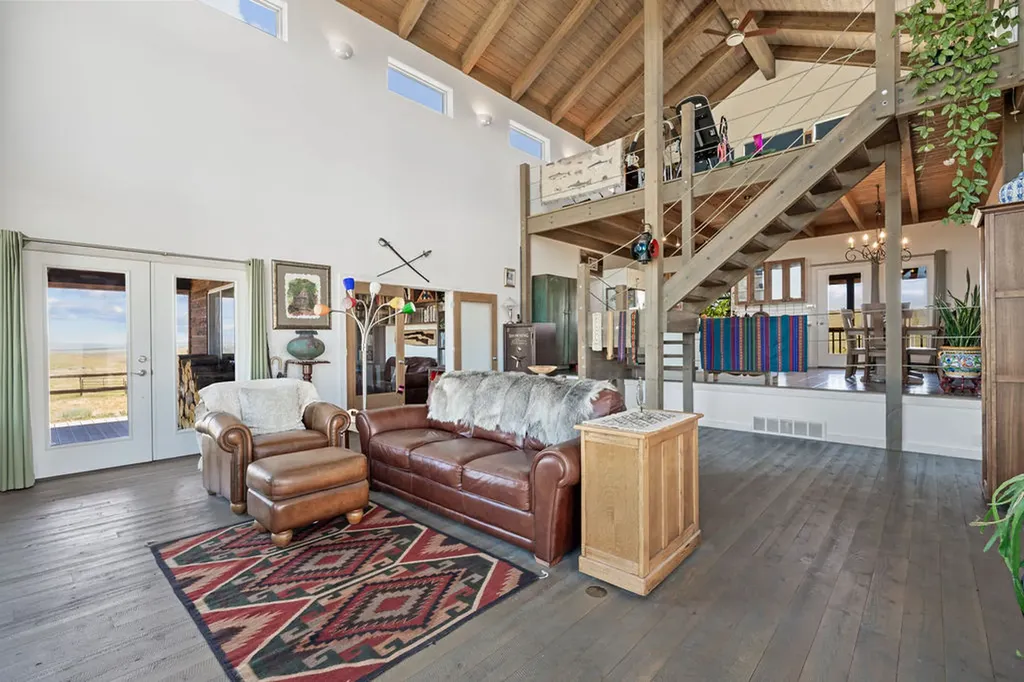 18 Cactus Ridge Road Twin Bridges MT 59754