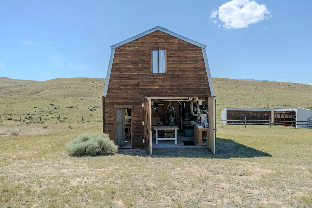 18 Cactus Ridge Road Twin Bridges MT 59754