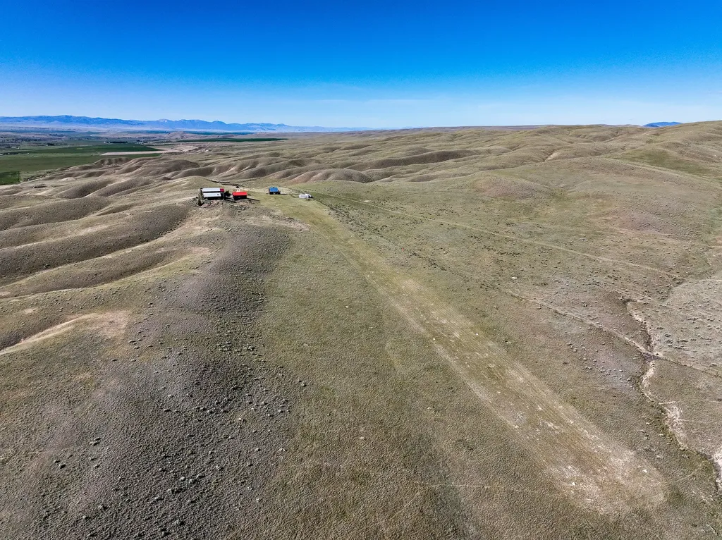 18 Cactus Ridge Road Twin Bridges MT 59754