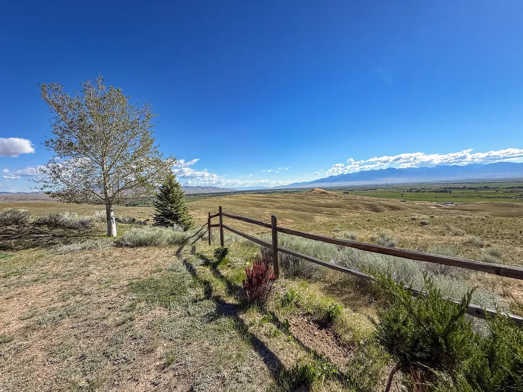 18 Cactus Ridge Road Twin Bridges MT 59754