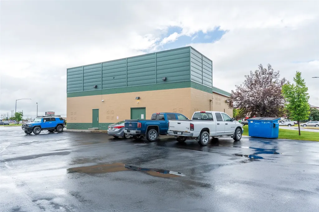1121 Us Highway 2 W Kalispell MT 59901