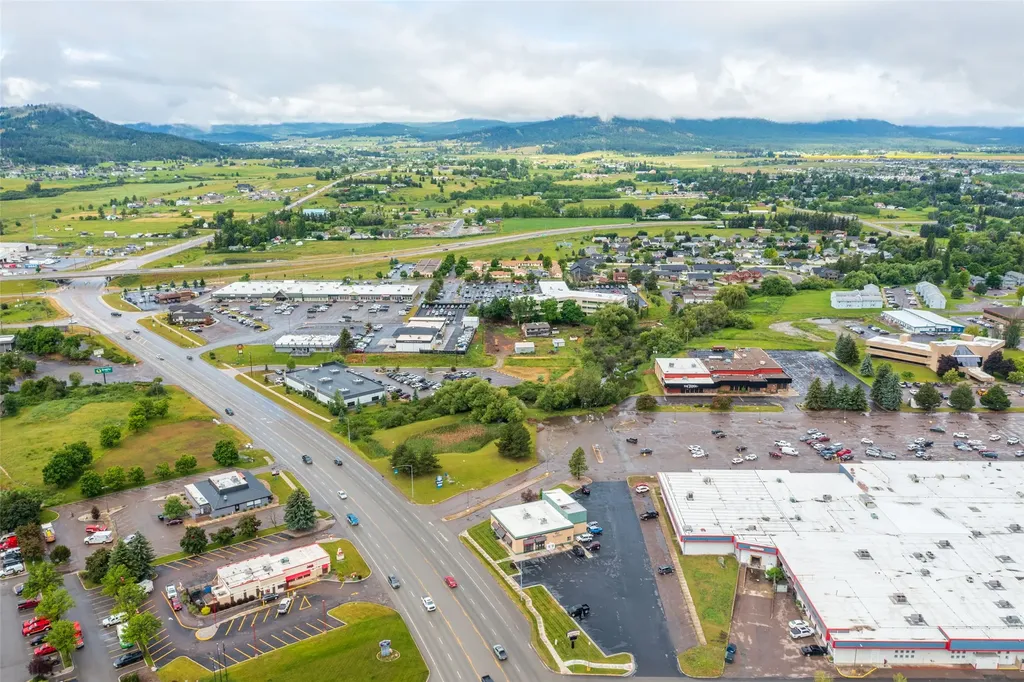 1121 Us Highway 2 W Kalispell MT 59901