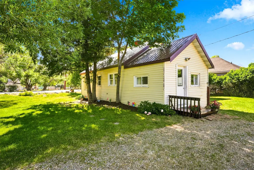 205 E Southwic Avenue Darby MT 59829
