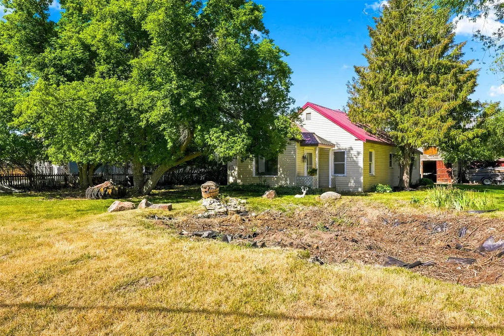 205 E Southwic Avenue Darby MT 59829