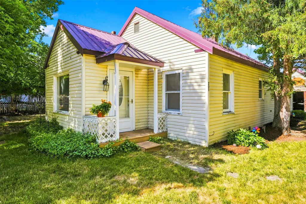 205 E Southwic Avenue Darby MT 59829