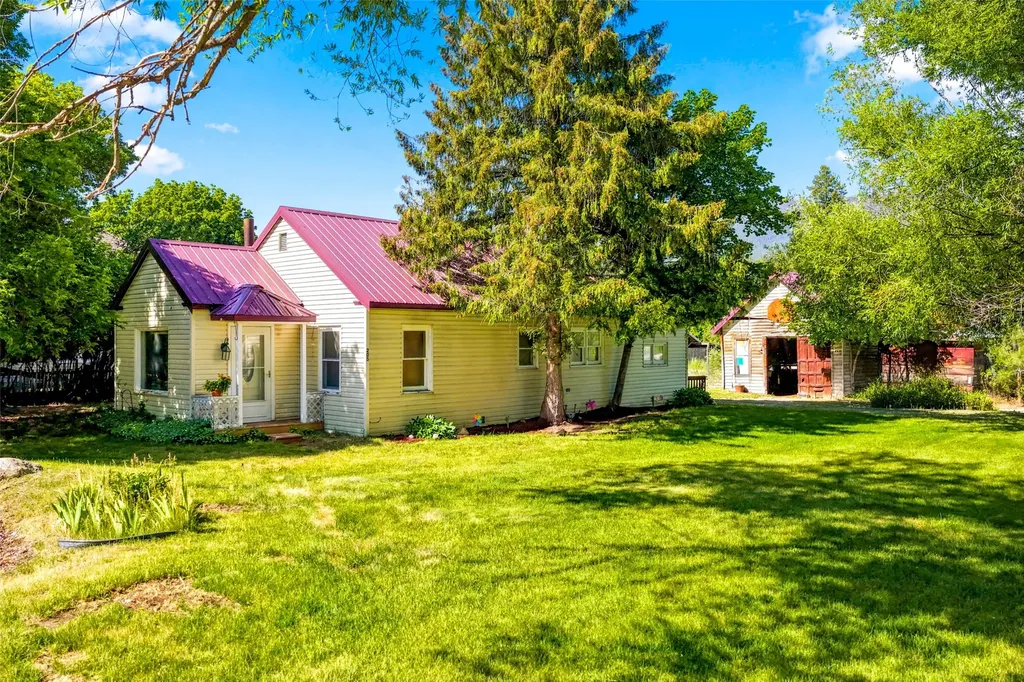 205 E Southwic Avenue Darby MT 59829