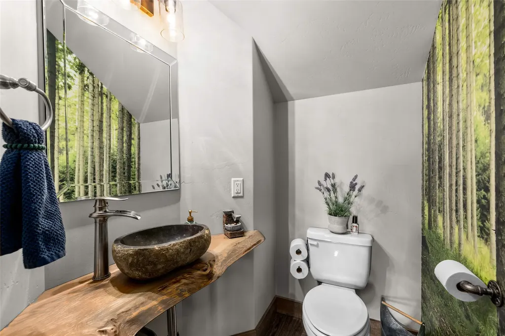 128 Rosewater Loop Kalispell MT 59901