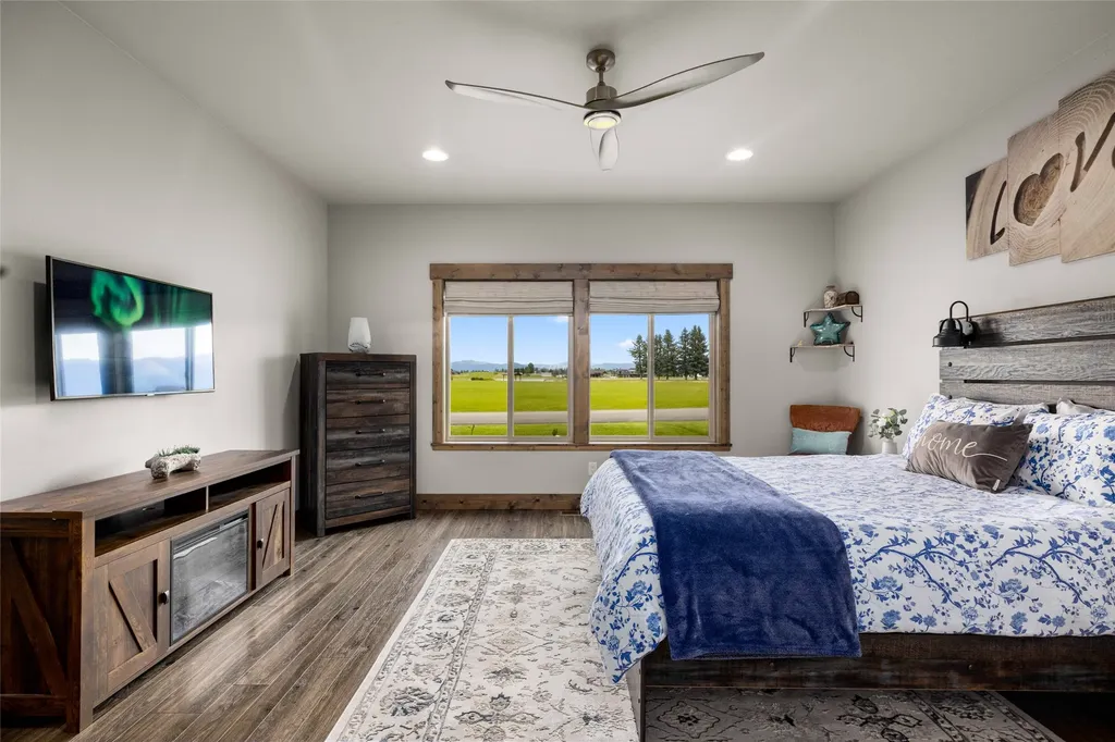 128 Rosewater Loop Kalispell MT 59901