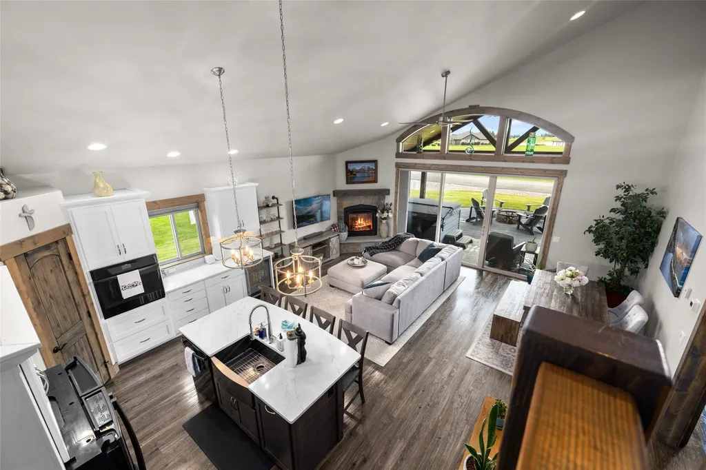 128 Rosewater Loop Kalispell MT 59901