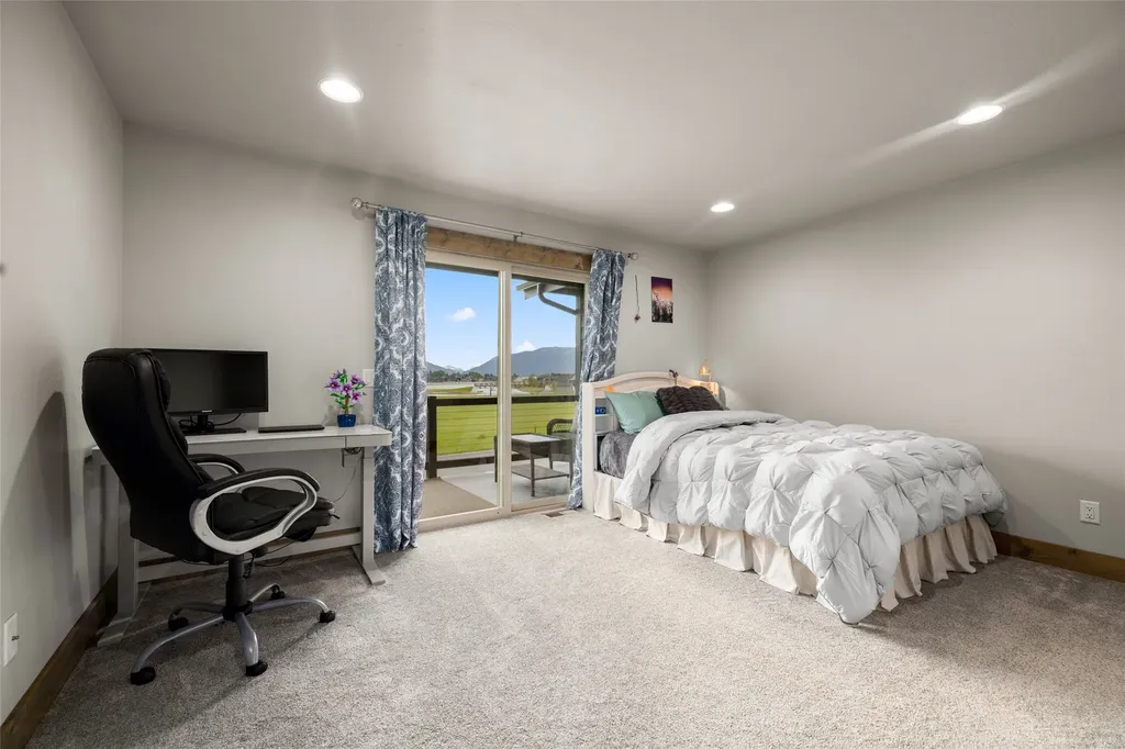 128 Rosewater Loop Kalispell MT 59901