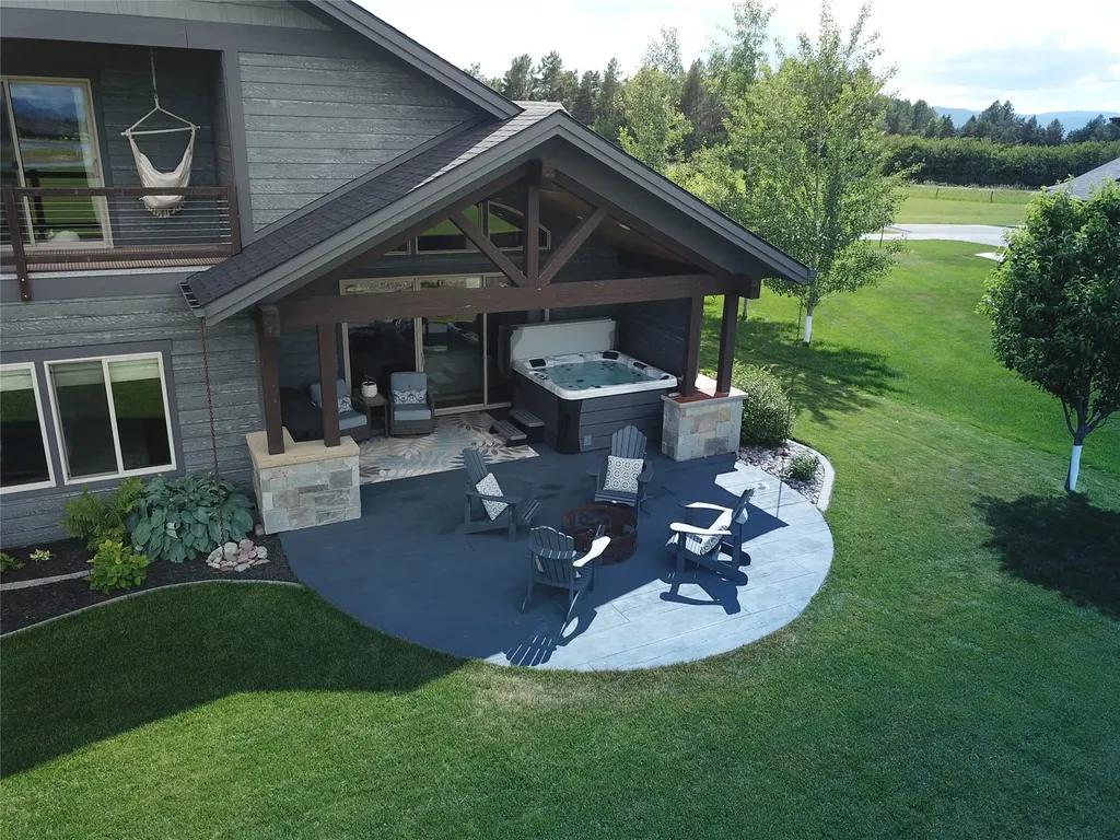 128 Rosewater Loop Kalispell MT 59901