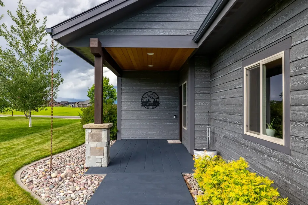 128 Rosewater Loop Kalispell MT 59901