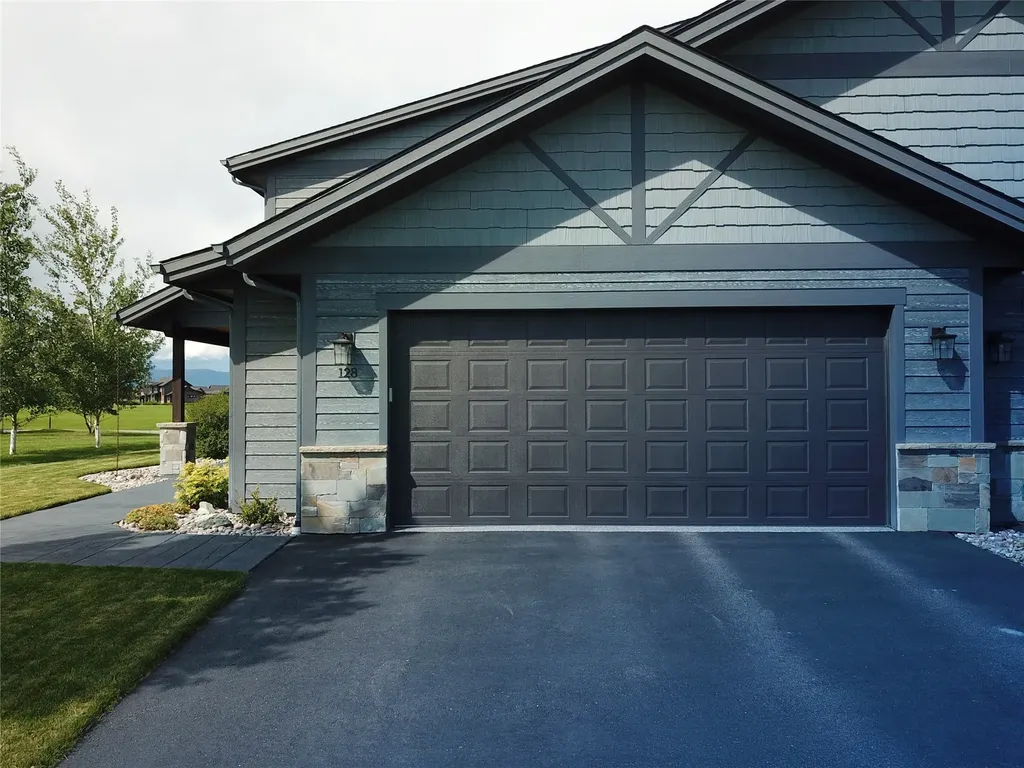 128 Rosewater Loop Kalispell MT 59901