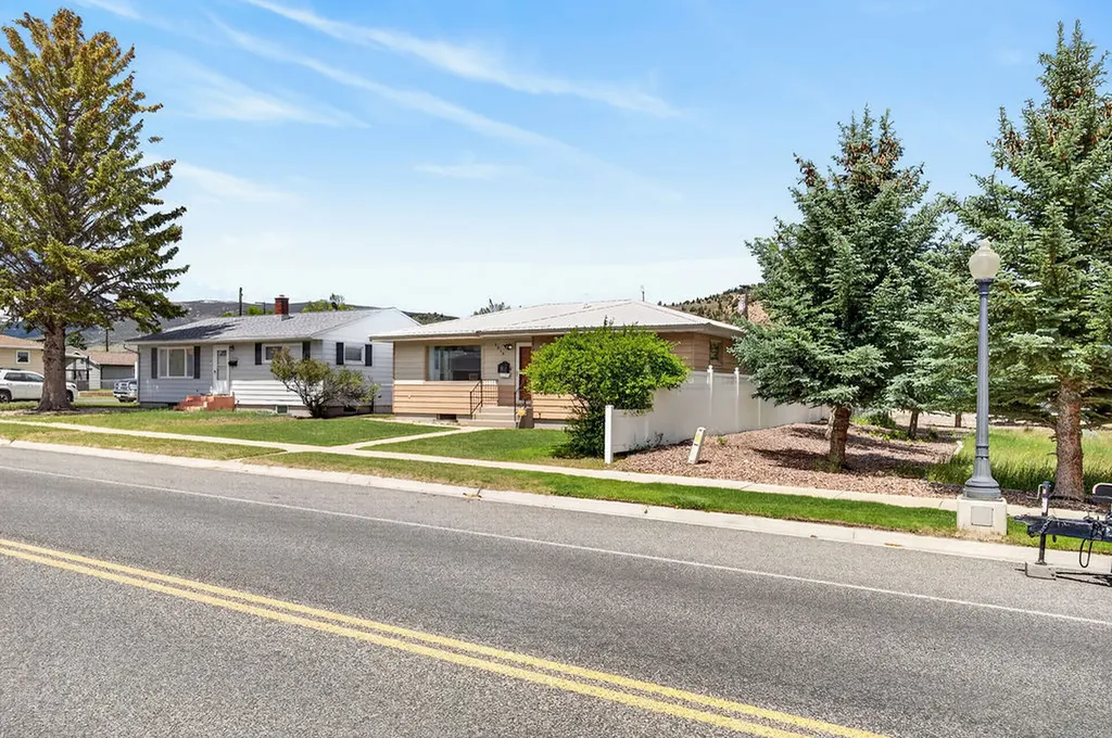 1016 W 3rd Street Anaconda MT 59711