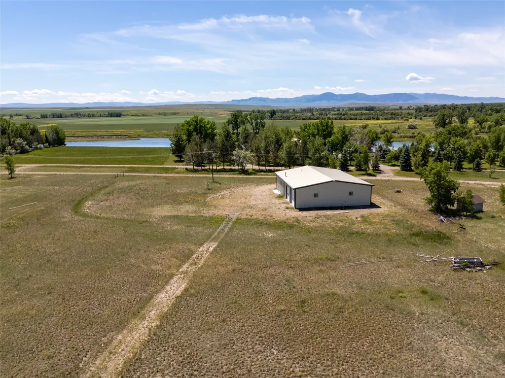 75 Aberdare Lane Ulm MT 59485
