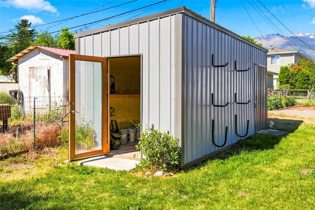 213 N 7th Street Hamilton MT 59840