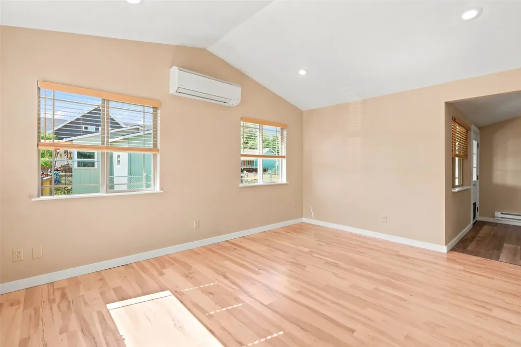 213 N 7th Street Hamilton MT 59840