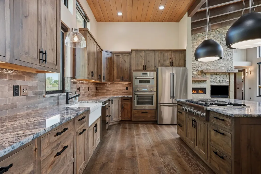 22 Rockaway Road Hamilton MT 59840