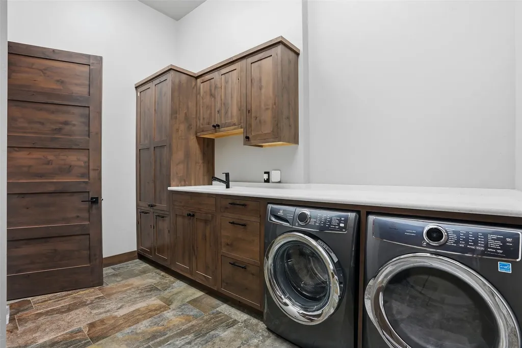 22 Rockaway Road Hamilton MT 59840