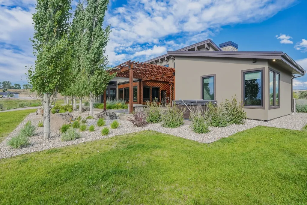 22 Rockaway Road Hamilton MT 59840