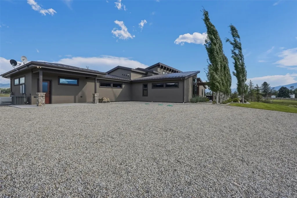 22 Rockaway Road Hamilton MT 59840