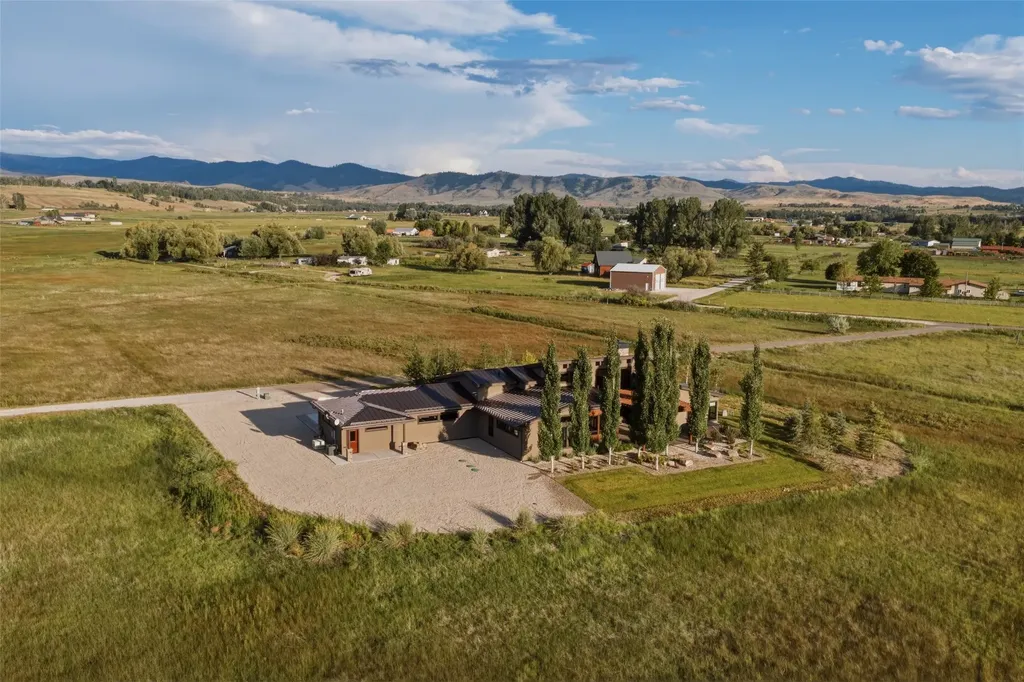 22 Rockaway Road Hamilton MT 59840