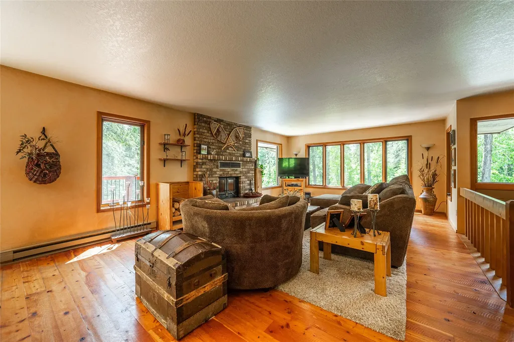 235 & 245 Diamond Court Whitefish MT 59937