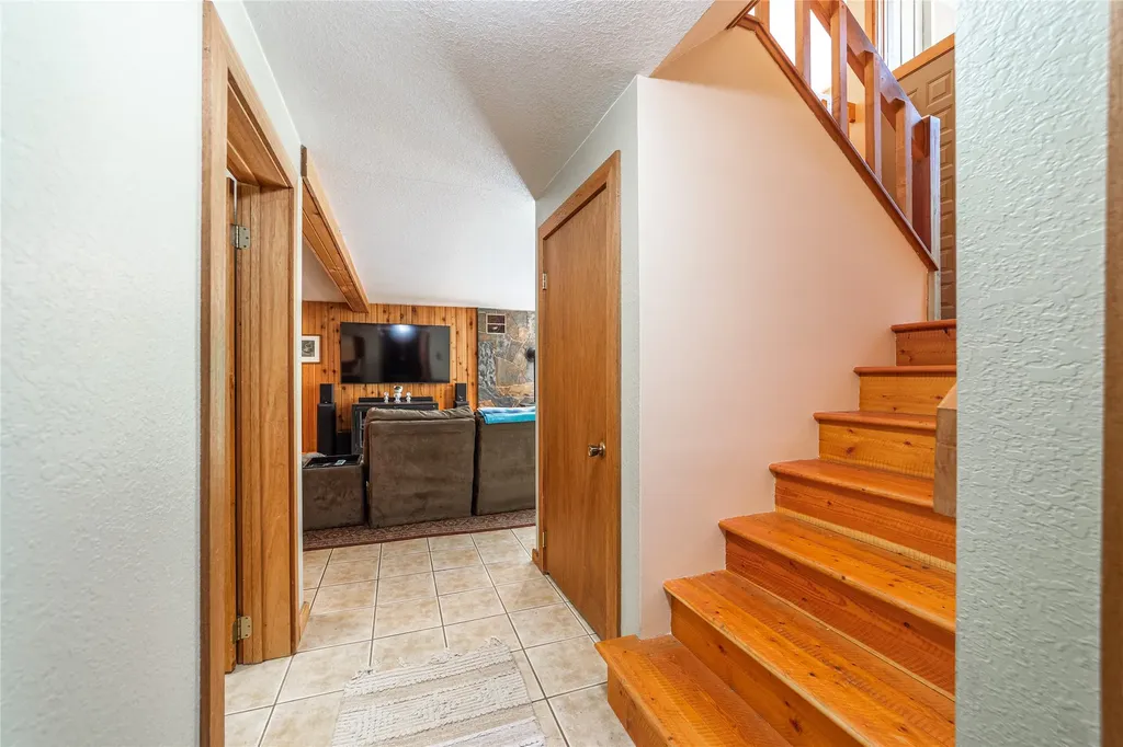 235 & 245 Diamond Court Whitefish MT 59937