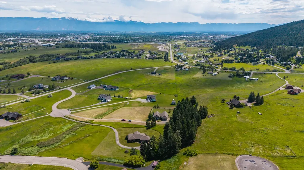 47 Whalebone Court Kalispell MT 59901