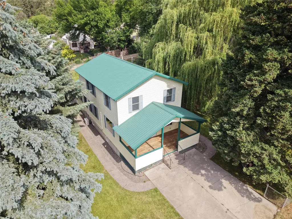 104 2nd Street Alberton MT 59820