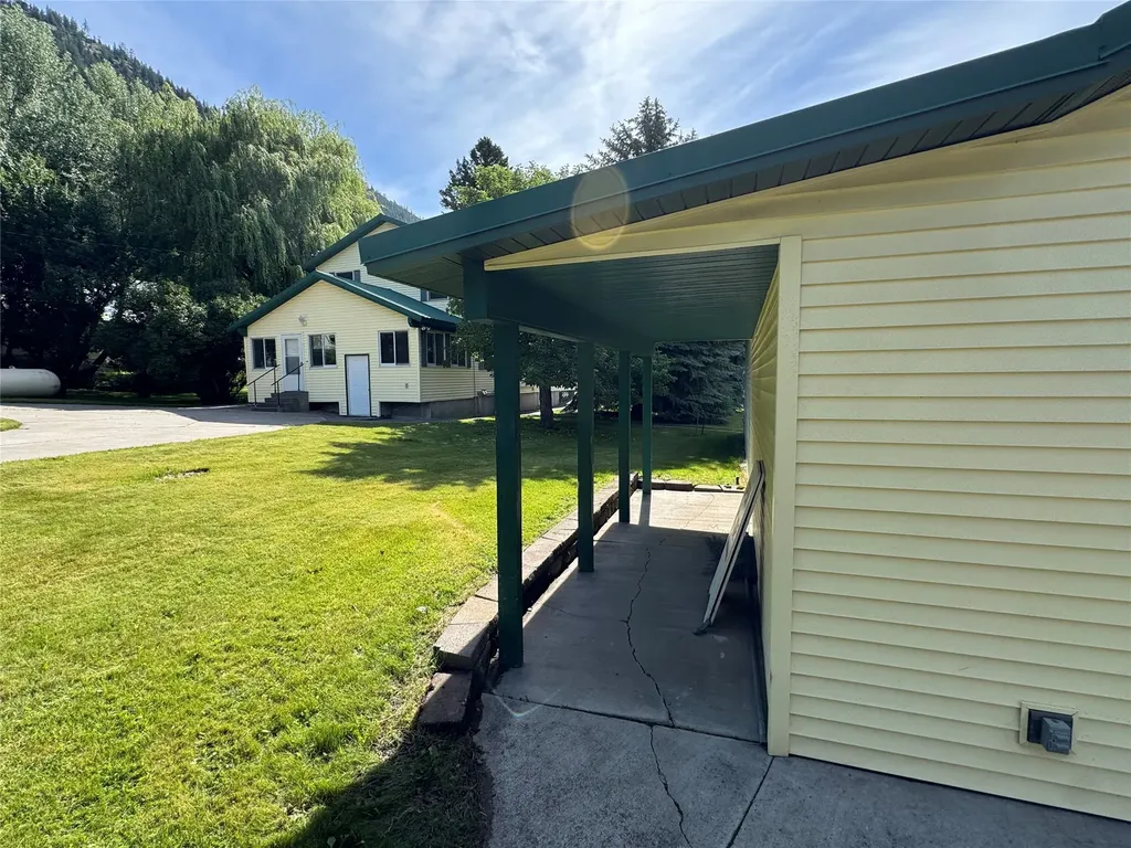 104 2nd Street Alberton MT 59820