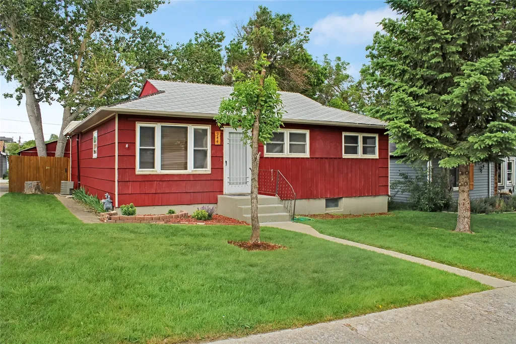 944 Marias Avenue Shelby MT 59474