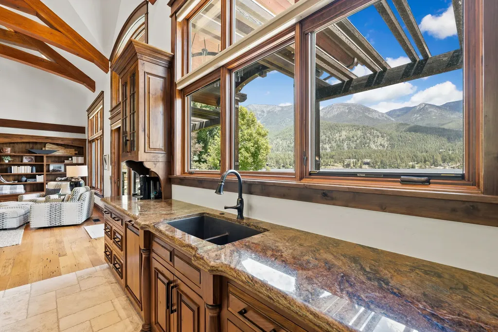 706 Blaine View Lane Kalispell MT 59901