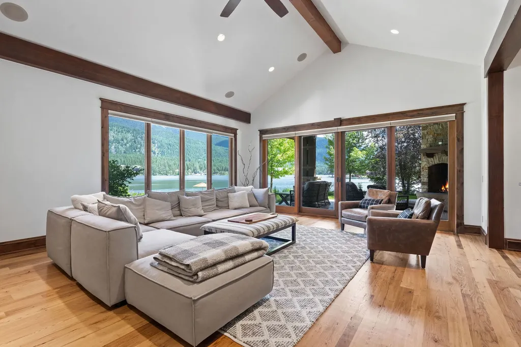706 Blaine View Lane Kalispell MT 59901