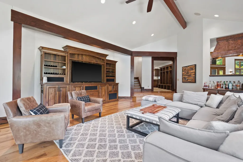 706 Blaine View Lane Kalispell MT 59901