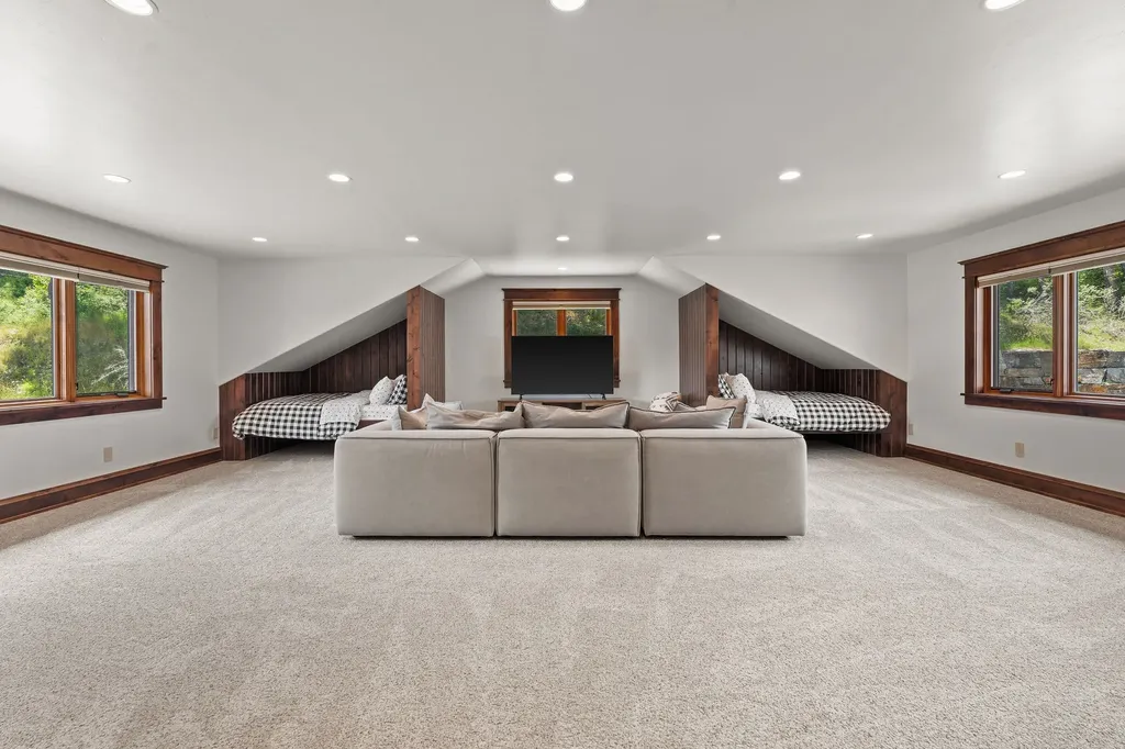 706 Blaine View Lane Kalispell MT 59901