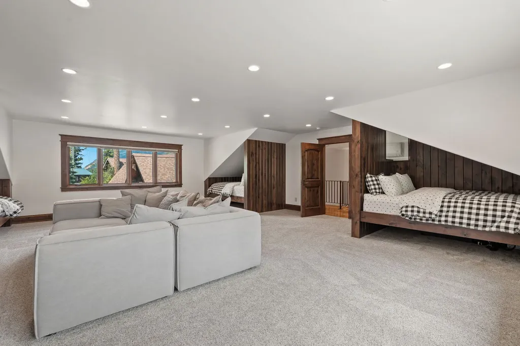 706 Blaine View Lane Kalispell MT 59901