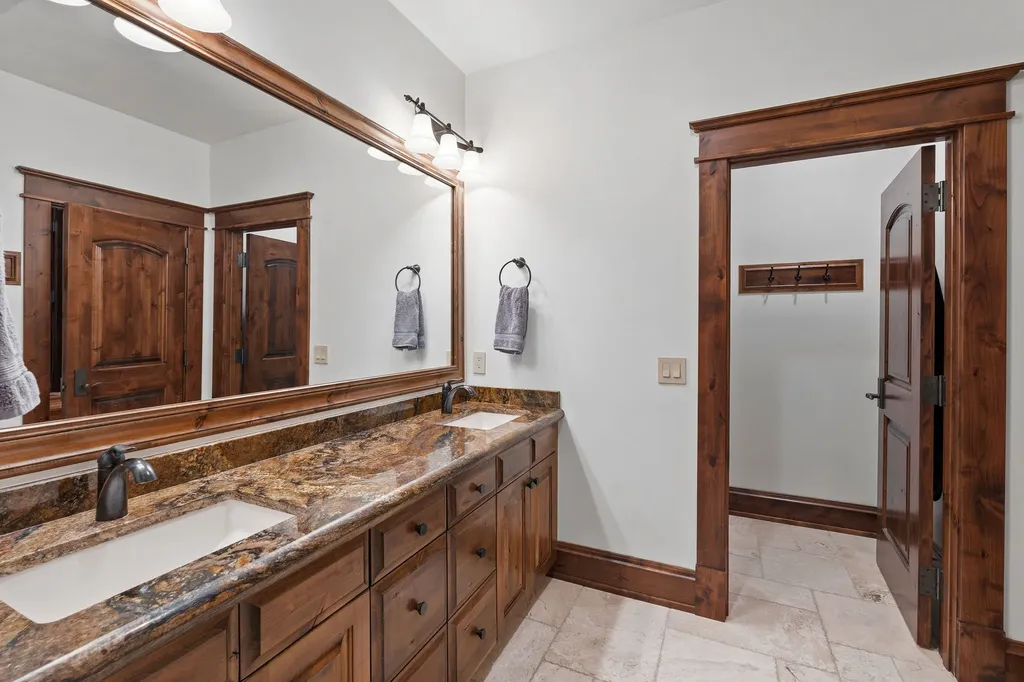 706 Blaine View Lane Kalispell MT 59901