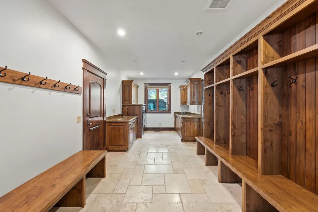 706 Blaine View Lane Kalispell MT 59901