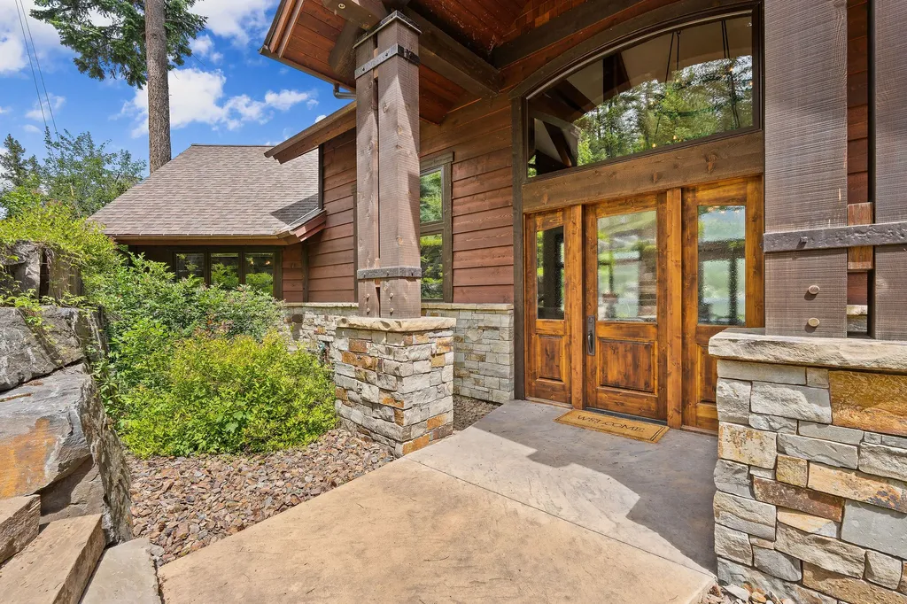 706 Blaine View Lane Kalispell MT 59901