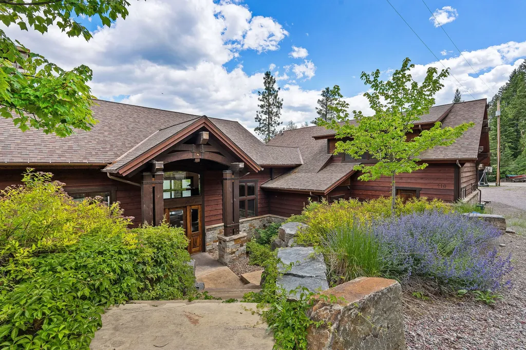 706 Blaine View Lane Kalispell MT 59901