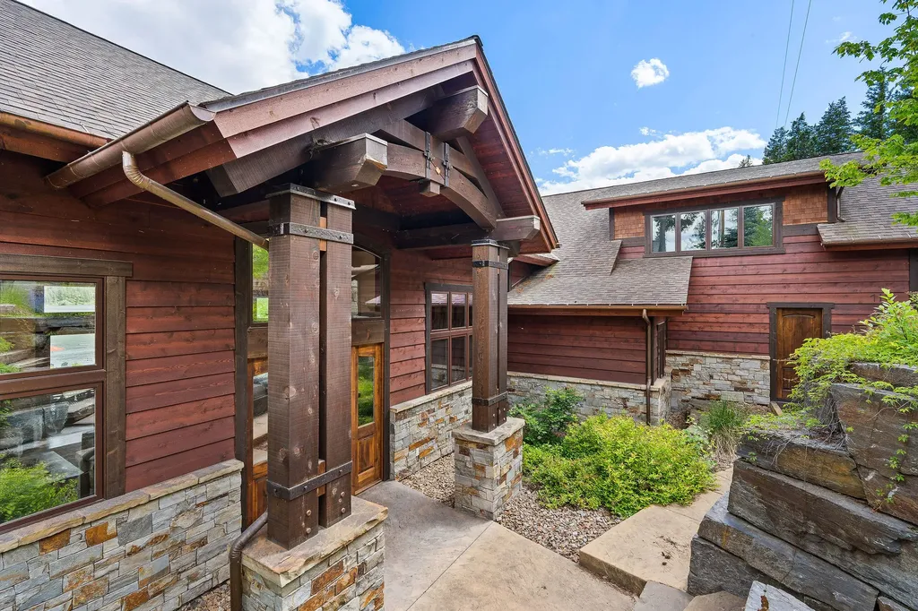 706 Blaine View Lane Kalispell MT 59901
