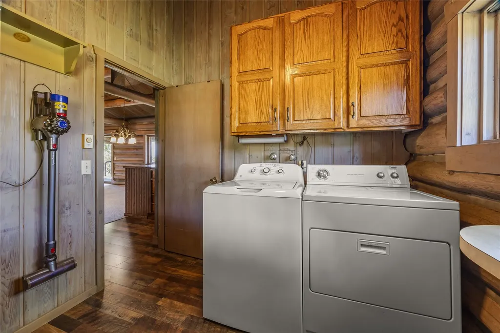 2811 Foxtrotter Trail Victor MT 59875