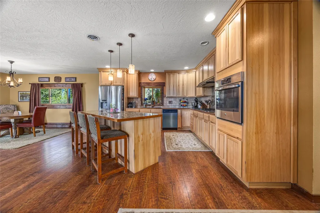 2811 Foxtrotter Trail Victor MT 59875