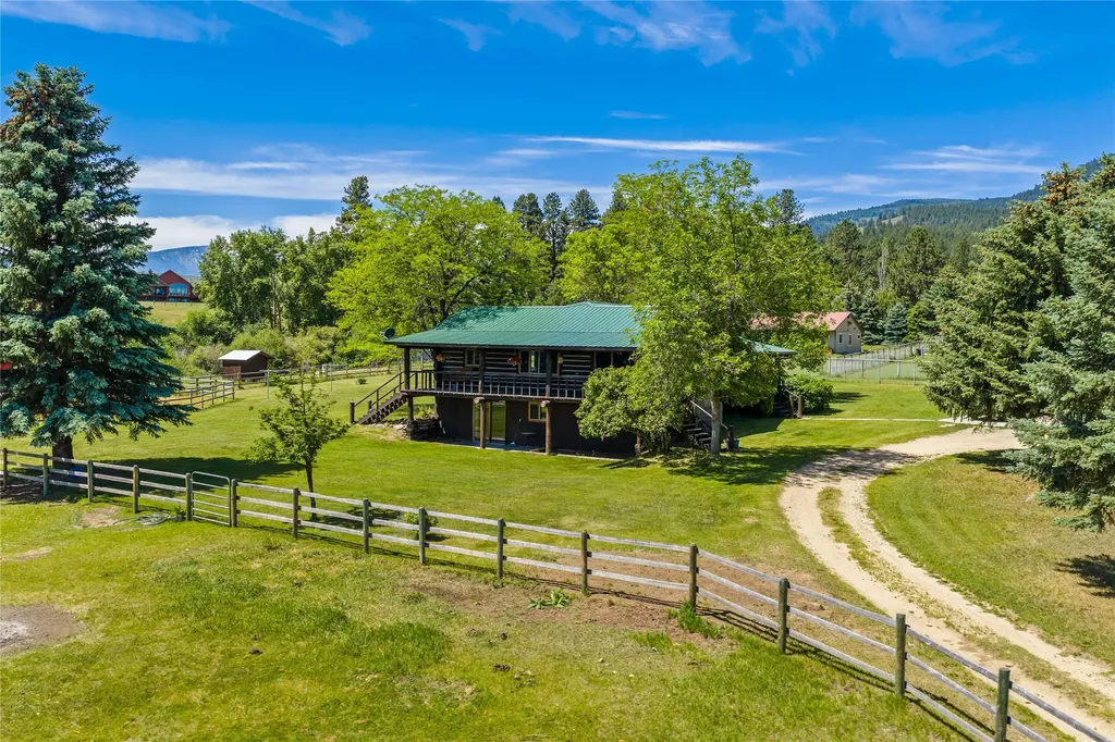 2811 Foxtrotter Trail Victor MT 59875